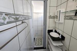 Koupelna v ubytování Apartamento no Centro de Búzios 2 Quartos