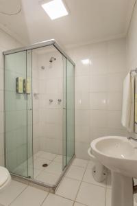 Koupelna v ubytování City Hotel by Fast10