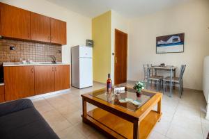 A kitchen or kitchenette at "Thea" Apartment 2