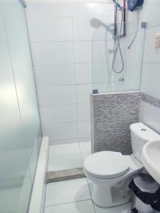 Et badeværelse på Misti Apartment Hostal + 49 billeder