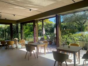 Boutique-Hotel Ballguthof am Golfplatz外面的花园