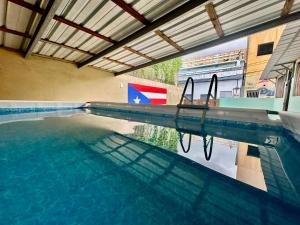 Bazén v ubytování Oceanview Escape Private Pool Villa nebo v jeho okolí