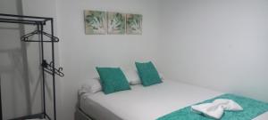 Postel nebo postele na pokoji v ubytování Shekinah House