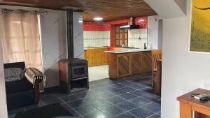 Kuchyň nebo kuchyňský kout v ubytování Casa Yerbas Buenas