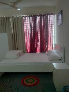 Fotografie z fotogalerie ubytování Hotel In Need - Near to the US France Italy Saudi Embassy and Airport v destinaci Dháka + 105 fotografií