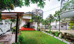 Zahrada ubytování Ayur Ayur White Sail Villa + 37 fotografií