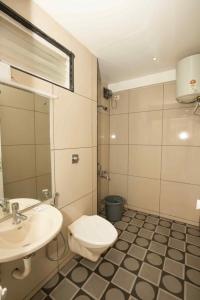 Ένα μπάνιο στο Lazo Silver Lake , Ooty