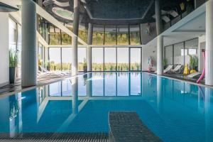 Basen w obiekcie Westin House Resort Kołobrzeg Apartament 410 lub w pobliżu