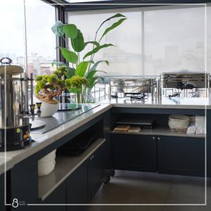 A kitchen or kitchenette at Misafir Suites 8 Istanbul