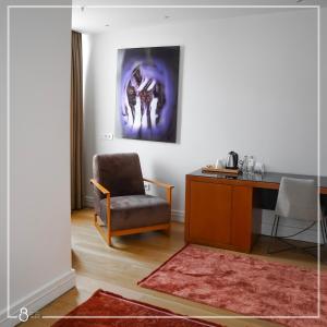 A seating area at Misafir Suites 8 Istanbul