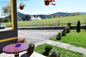 Nespecifikovaný výhled na hory nebo výhled na hory při pohledu z apartmánu