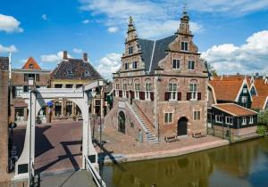 Budova, kde se prázdninový dům nachází