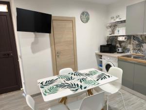 Kuchyň nebo kuchyňský kout v ubytování Studio Apartments Salvo 7