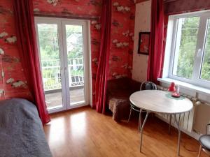 Oti Guesthouse