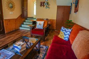 Setusvæði á The Manu Emerald # farmHouse # top selling cottage in manali # peaceful heritage cozy stay # lawn with bonfire # most awarded
