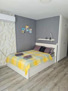 Posteľ alebo postele v izbe v ubytovaní Sea view in Benalmadena + 9 fotografií