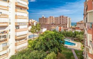Πισίνα στο ή κοντά στο Amazing Apartment In Torre Del Mar