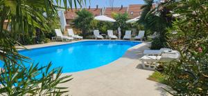Πισίνα στο ή κοντά στο Paradise-Garden-Zamardi