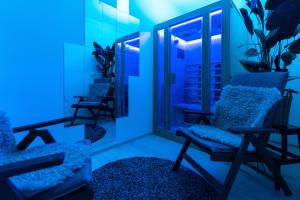 Posezení v ubytování Alp Deluxe - Sauna, Kamin, Terrasse & Mehr