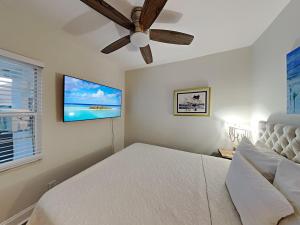 Ένα ή περισσότερα κρεβάτια σε δωμάτιο στο Private Rooms at Miami Centrally Located with free Parking
