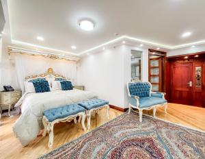 Area soggiorno di Hotel & Rooftop King Experience by David