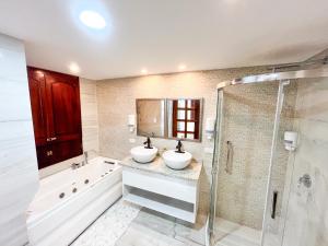 Bagno di Hotel & Rooftop King Experience by David