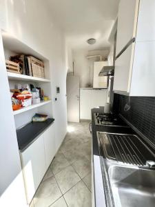 Una cocina o cocineta en In Via Gorizia dalla Fra
