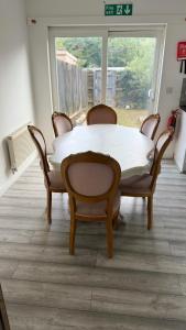 Φωτογραφία από το άλμπουμ του 5 Bed house in Sittingbourne Kent σε Kent