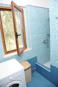 Ένα μπάνιο στο Villa Carmine