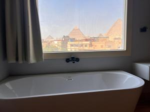 Üldine mäevaade või majutusasutusest New Pyramids view pildistatud vaade