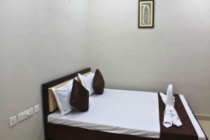 Letto o letti in una camera di Hotel Yubraj