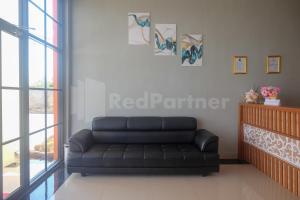 Gallery image of Hotel Dewata YIA Mitra RedDoorz in Temon