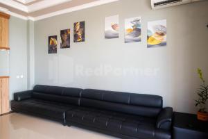 Gallery image of Hotel Dewata YIA Mitra RedDoorz in Temon