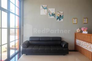 Gallery image of Hotel Dewata YIA Mitra RedDoorz in Temon