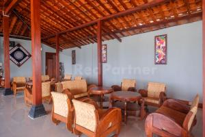Gallery image of Hotel Dewata YIA Mitra RedDoorz in Temon