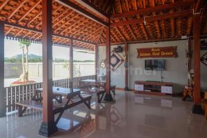 Gallery image of Hotel Dewata YIA Mitra RedDoorz in Temon