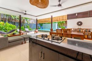 Una cocina o kitchenette en Omkara 2 BR Deluxe Private Pool Villa ZN253