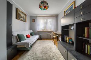 Posedenie v ubytovaní Szczepin Spacious Apartment