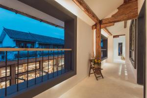 Rõdu või terrass majutusasutuses Infini House