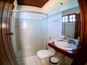 Koupelna v ubytování Pousada Maré Alta + 21 fotografií