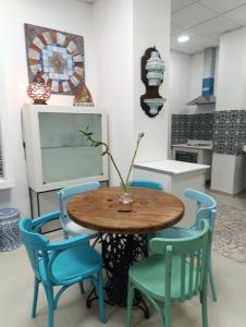 Dapur atau dapur kecil di apartamentos el circulo mágico +54 gambar
