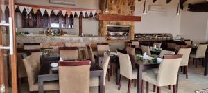 Restaurace v ubytování BergWood Inn