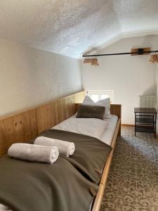 Postel nebo postele na pokoji v ubytování LOU View Apartment Max