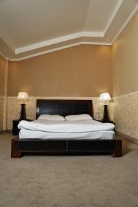 Postel nebo postele na pokoji v ubytování Dilijan Park Resort & Villas