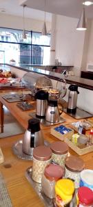 Comida no hotel ou em algum lugar perto