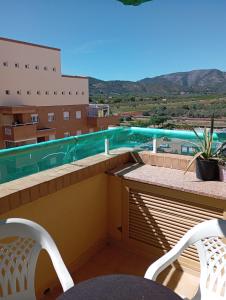 Bazén v ubytování Zona Marina Dor - Apartamentos Costa Caribe II nebo v jeho okolí