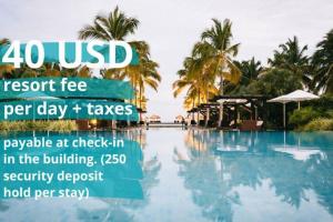 Πισίνα στο ή κοντά στο Seaside Splendor! Modern Condo with Ocean View