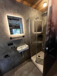Koupelna v ubytování Chalet Gletscherblick Stubai + 17 fotografií