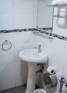 Koupelna v ubytování Hotel Jafer + 10 fotografií