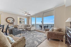 un soggiorno con vista sull'oceano di Indigo Unit 1701e a Pensacola Altre 62 foto